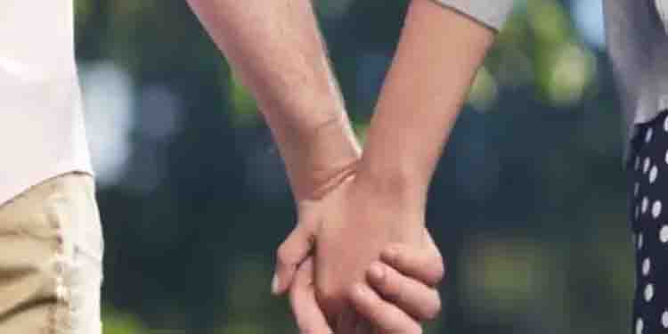 ഇഷ്ടപ്പെട്ടയാളെ ജീവിത പങ്കാളിയായി തെരഞ്ഞെടുക്കുന്നത് മനുഷ്യബന്ധത്തിൻ്റെ പൂർത്തീകരണമെന്ന് കോടതി