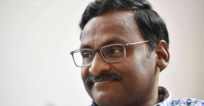 മാവോയിസ്റ്റ് ബന്ധമാരോപിച്ച് ജയിലിലടച്ച മുൻ പ്രഫസറെ കുറ്റവിമുക്തനാക്കി