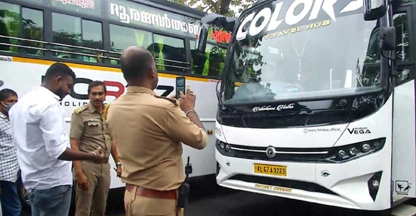 ലേസർലൈറ്റ്, ഭീമൻ സബ് വൂഫർ, സ്മോക് മെഷീൻ; ബസുകൾക്കെതിരെ വ്യാപക നടപടി