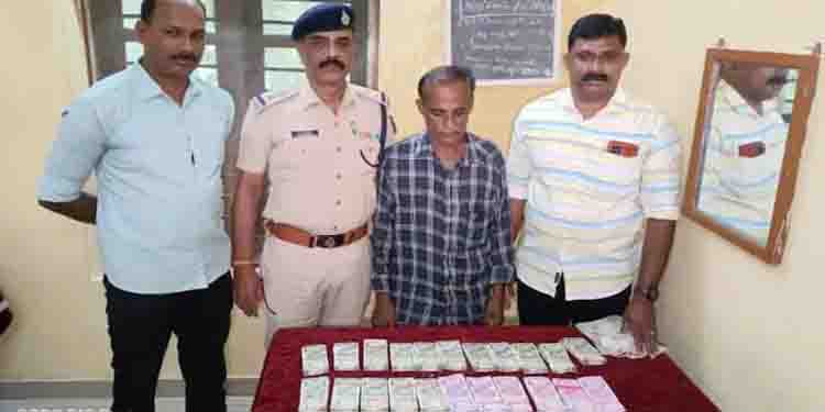 44 ലക്ഷം രൂപയുടെ കുഴൽപ്പണവുമായി തമിഴ്നാട് സ്വദേശി അറസ്റ്റില്‍
