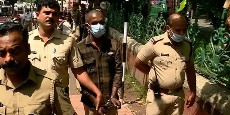 മ്യൂസിയത്തെ ആക്രമണം: മതില്‍ചാടി കടന്നത് വിവരിച്ച് പ്രതി, ഒളിച്ചിരുന്ന സ്ഥലം കാണിച്ചു,തെളിവെടുപ്പ് അവസാനിച്ചു