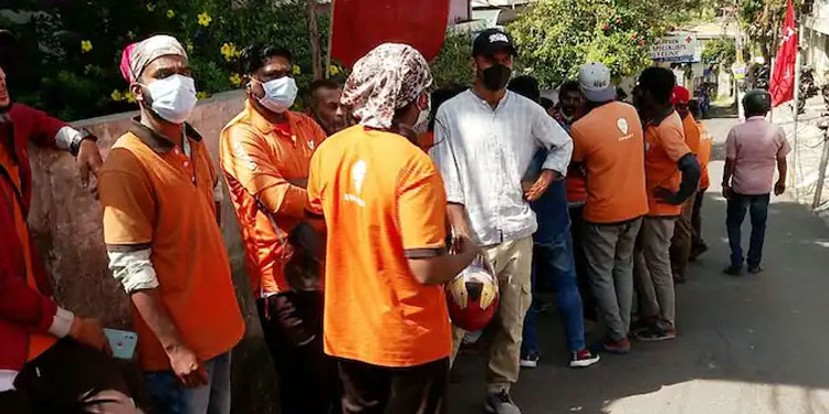 ഉപഭോക്താക്കൾക്ക് നേരിട്ട അസൗകര്യത്തിൽ ഖേദിക്കുന്നു, ഡെലിവറി പങ്കാളികളുമായി ചർച്ചയിലെന്നും സ്വിഗി