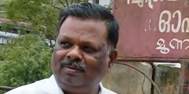 എസ് രാജേന്ദ്രന്റെ വാദങ്ങൾ പൊളിയുന്നു; നോട്ടീസ് നൽകിയത് വാടകക്ക് നൽകുന്ന വീടിന്, ഉദ്യോഗസ്ഥ കള്ളക്കളിയും പുറത്ത്