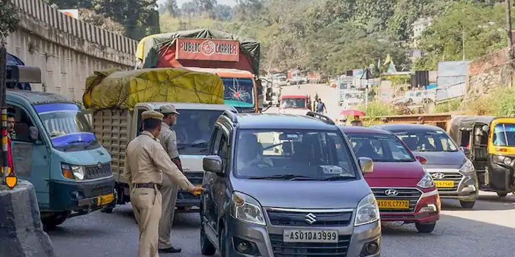 അസം – മേഘലായ അതിർത്തിയിലെ സംഘർഷത്തിന് അയവ്: ഗതാഗതം പുനസ്ഥാപിച്ചു