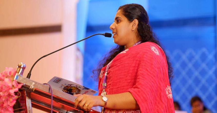 കത്ത് വ്യാജമെന്ന് ആര്യ: പൊലീസിൽ പരാതി നൽകും, പാർട്ടിയോട് വിശദീകരിക്കും