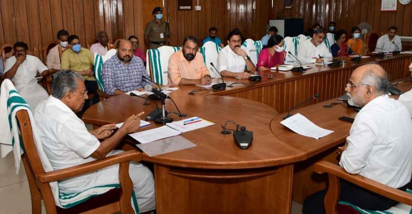 ചാന്‍സലര്‍ സ്ഥാനത്തുനിന്ന് ഗവര്‍ണറെ മാറ്റൽ: കരട് ബില്ലിന് മന്ത്രിസഭയുടെ അംഗീകാരം