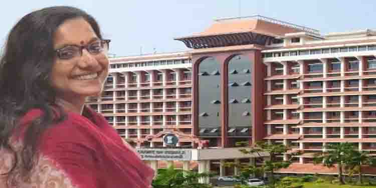 ‘നടക്കുന്നത് ഒരു അപ്പകഷ്ണത്തിന് വേണ്ടിയുള്ള പോര് മാത്രം’; വീണ്ടും ഫേസ്ബുക്ക് പോസ്റ്റുമായി പ്രിയ വർഗീസ്