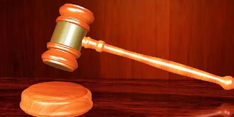 നിയമവിരുദ്ധമായി പുകയില വില്‍പ്പന; മൂന്ന് പ്രവാസികള്‍ക്ക് ആറു ലക്ഷം രൂപ പിഴ