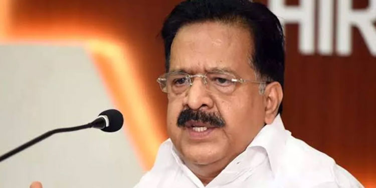 ശബരിമല തീർത്ഥാടനം; മുഖ്യമന്ത്രിയുടെ നേതൃത്വത്തിൽ അവലോകന യോഗം വിളിക്കണം: രമേശ് ചെന്നിത്തല