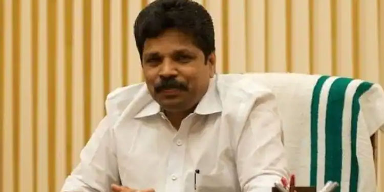 സോളാർ പീഡന കേസ്; മുൻ മന്ത്രി എ പി അനിൽ കുമാറിനും സിബിഐയുടെ ക്ലീൻ ചിറ്റ്, കോടതിയിൽ റിപ്പോർട്ട് നൽകി