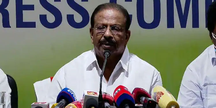 ‘ആരാധനാലയങ്ങളില്‍ പോകുന്നത് വര്‍ഗീയതയല്ല’, എ കെ ആന്‍റണിയുടെ അഭിപ്രായം കോണ്‍ഗ്രസ് നയമെന്ന് സുധാകരന്‍