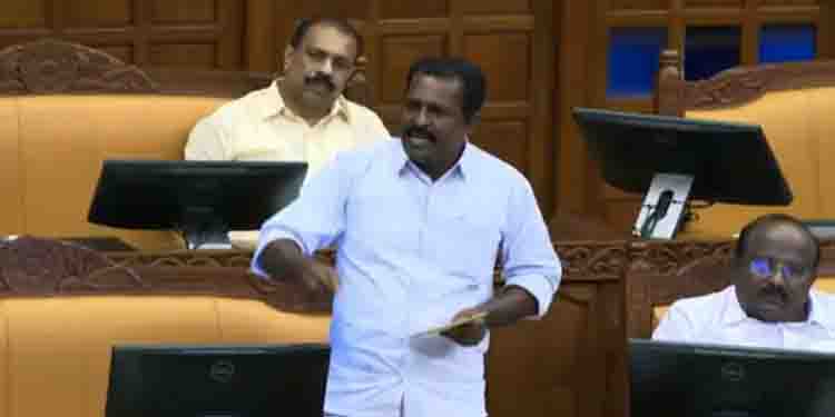 ‘വിഴിഞ്ഞം സമരക്കാരോട് സർക്കാരിന് ശത്രുതാ മനോഭാവം,തീവ്രവാദികളായി ചിത്രീകരിച്ചു’; സഭയിൽ അടിയന്തരപ്രമേയ ചർച്ച