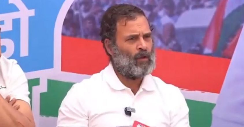 എതിർക്കുന്ന നേതാക്കളുടെ മക്കൾ ഇംഗ്ലിഷ് മിഡിയത്തിൽ: ബിജിപിയുടെ ‘ഹിന്ദി പ്രേമ’ത്തിനെതിരെ രാഹുൽ