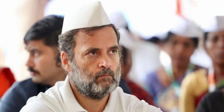 ജനാധിപത്യത്തിന്റെ പ്രഭാവം തലമുറകളിലേക്കു പടരട്ടെ: തോൽവിക്കിടെ രാഹുലിന്റെ കുറിപ്പ്!