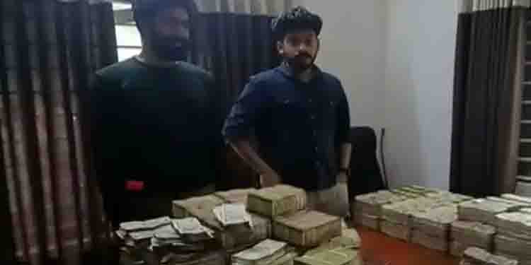 മലപ്പുറത്ത് വൻ കുഴൽപ്പണ വേട്ട, കാറിൽ കടത്തിയത് നാലരക്കോടി, രണ്ട് പേർ അറസ്റ്റിൽ