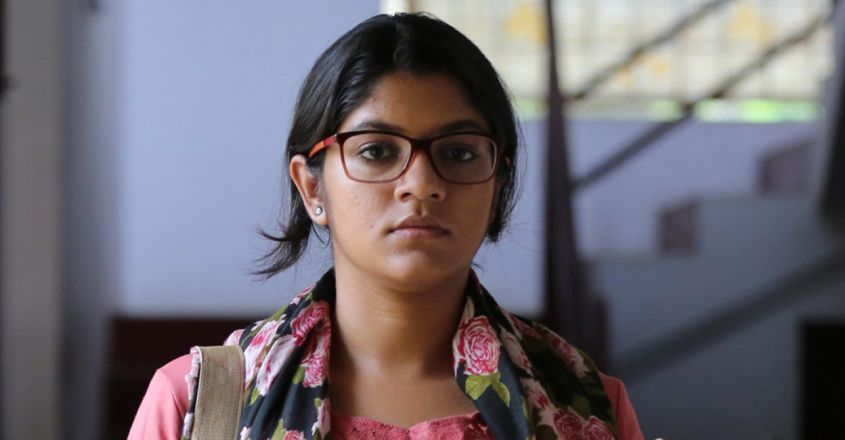 ലോ കോളജ് വിദ്യാർഥിയുടെ പെരുമാറ്റം വേദനിപ്പിച്ചു: അപർണ ബാലമുരളി