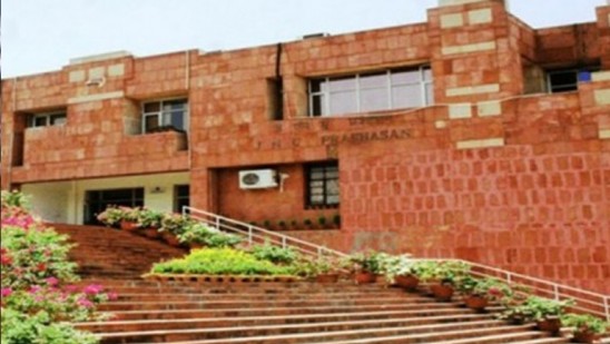 ജെ എന്‍ യു ക്യാമ്പസിലെ ഡോക്യുമെന്ററി പ്രദര്‍ശനം; വൈദ്യുതി വിച്ഛേദിച്ചു, കര്‍ശന സുരക്ഷ