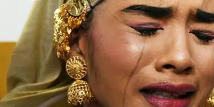 മാനസിക സമ്മർദത്തിൽ ചുവടുപിഴച്ചു, ഒപ്പന നിർത്തി; മണവാട്ടിയും തോഴിമാരും കണ്ണീരോടെ മടങ്ങി