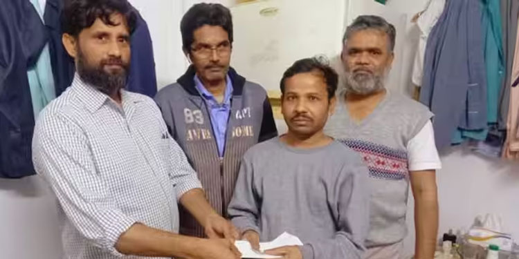 ഗുരുതര രോഗം ബാധിച്ച് നാട്ടില് പോകാനാനും ചികിത്സയ്ക്കും വഴിയില്ലാതെ കഷ്ടപ്പെട്ട പ്രവാസി ഒടുവില് നാട്ടിലേക്ക്