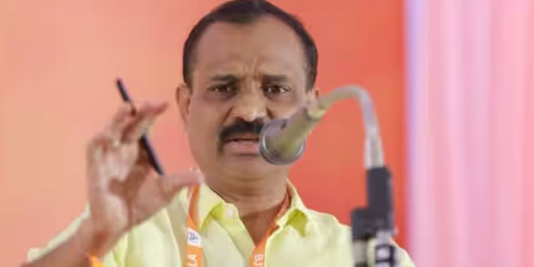 പൊലീസ് ഇല്ലാതെ ഡോക്യുമെന്ററി പ്രദർശിപ്പിക്കാൻ ധൈര്യമുണ്ടോ? പിണറായി ഉടുതുണി ഇല്ലാതെ ഓടേണ്ടി വരും: വിവി രാജേഷ്