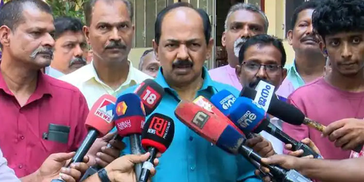 ‘ഭക്ഷണം ഹോട്ടലിൽ വച്ച് കഴിക്കണം’; പാഴ്സൽ കൊടുക്കുന്നത് നിർത്തിയാൽ നന്നാകുമെന്ന് മന്ത്രി ജി ആർ അനിൽ