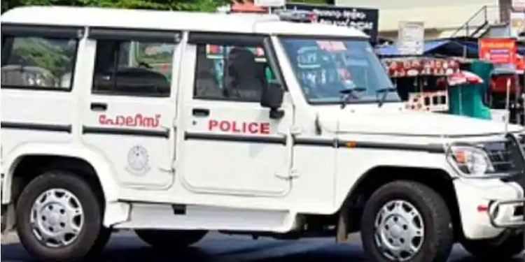 കൊച്ചിയിൽ 19 വയസ്സുകാരിക്ക് നേരെ ലൈംഗീകാതിക്രമം: മൂന്ന് പേര്‍ അറസ്റ്റിൽ