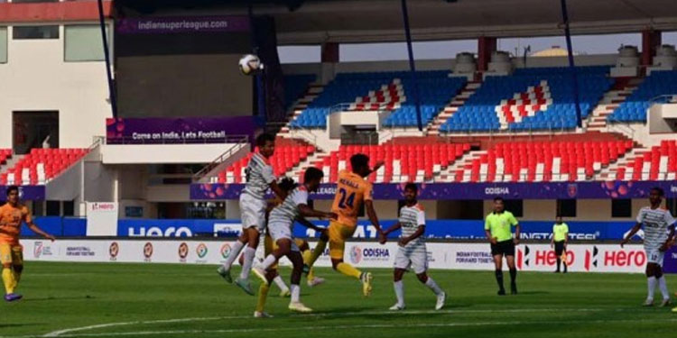 സന്തോഷ് ട്രോഫി: ആവേശപോരിൽ സമനില പിടിച്ച് കേരളം