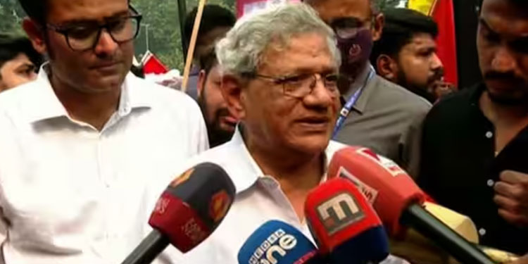 ‘പേര് സർവ്വേ, നടക്കുന്നത് റെയ്ഡ്’; ‘രാജ്യത്ത് അപ്രഖ്യാപിത അടിയന്തരാവസ്ഥയെന്ന് യെച്ചൂരി