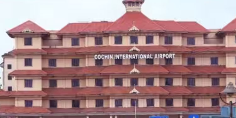‘ബെല്‍റ്റില്‍ ഒളിപ്പിച്ച് സ്വര്‍ണ്ണം’, നെടുമ്പാശേരിയിൽ യുവാവ് കസ്റ്റംസിന്‍റെ പിടിയില്‍