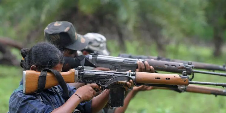 കണ്ണൂർ കൊട്ടിയൂരിൽ മാവോവാദി സാന്നിധ്യം; എത്തിയത് സ്ത്രീകളടക്കം യൂണിഫോം ധരിച്ച ആയുധധാരികൾ
