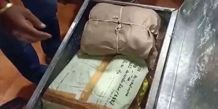 പെരിന്തൽമണ്ണ തെരഞ്ഞെടുപ്പ് കേസ്: രണ്ട് വോട്ടുപെട്ടികളിൽ റിട്ടേണിങ് ഓഫീസറുടെ ഒപ്പില്ല