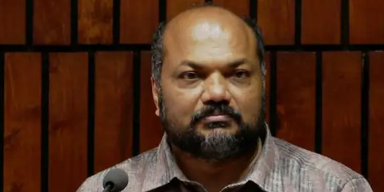 ‘വിമര്‍ശനം നടത്താനുള്ള അധികാരം ഗവർണർക്കുമുണ്ട്’, ചർച്ചയുടെ ഉള്ളടക്കം മാധ്യമങ്ങളോട് പറയേണ്ടതില്ലെന്ന് പി രാജീവ്