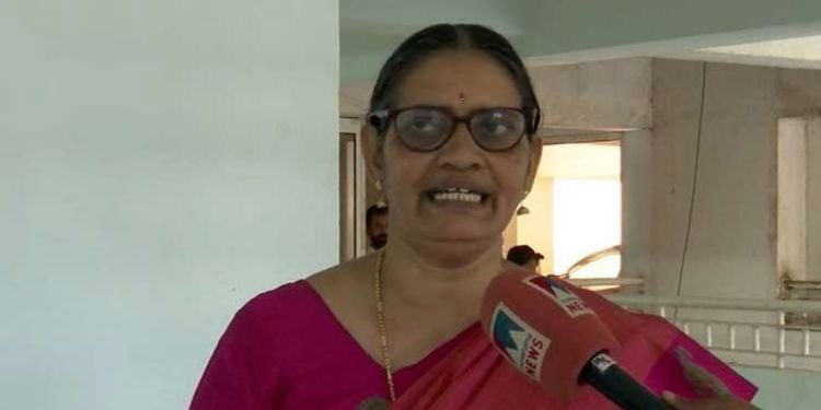 റാഗിങ്, ലഹരി ഉപയോഗം: എസ്എഫ്ഐയ്ക്കെതിരെ പരാതികള്‍ ലഭിച്ചിരുന്നെന്ന് മുന്‍ പ്രിന്‍സിപ്പല്‍ എം.രമ