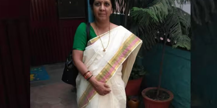 പൂർവ്വ വിദ്യാർഥിയുടെ വൈരാഗ്യം, കൊടുംക്രൂരത; കോളേജിലെത്തി പ്രിൻസിപ്പാളിനെ പ്രെട്രോളൊഴിച്ച് തീകൊളുത്തി കൊന്നു