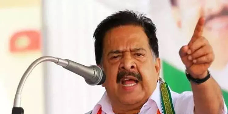 ബ്രഹ്മപുരത്തേത് സി.പി.എമ്മുകാർക്കും സ്വന്തക്കാര്‍ക്കുമായി നടത്തിയ കരാർ എന്ന് രമേശ് ചെന്നിത്തല