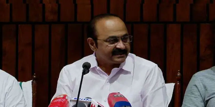 ‘കൺവീനറുടെ വരവ് സർക്കാരിനെ കുഴപ്പത്തിലാക്കാൻ’, തടയുമെന്ന ഇപിയുടെ വെല്ലുവിളി ഏറ്റെടുക്കുന്നുവെന്ന് വി ഡി സതീശൻ