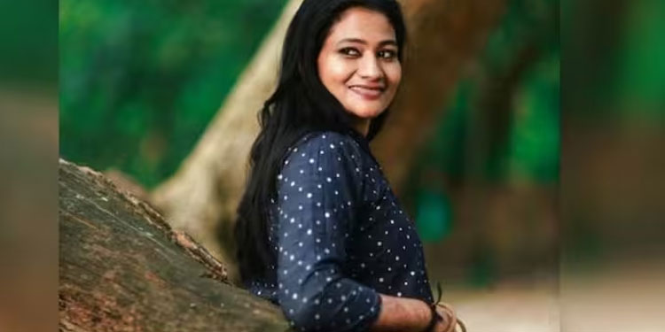 അടിമുടി ദുരൂഹത, ചോദ്യം ചെയ്യലുകളോട് സഹകരിക്കാതെ കൃഷി ഓഫീസർ ജിഷ, അറസ്റ്റിന് പിന്നാലെ സസ്പെൻഷനും