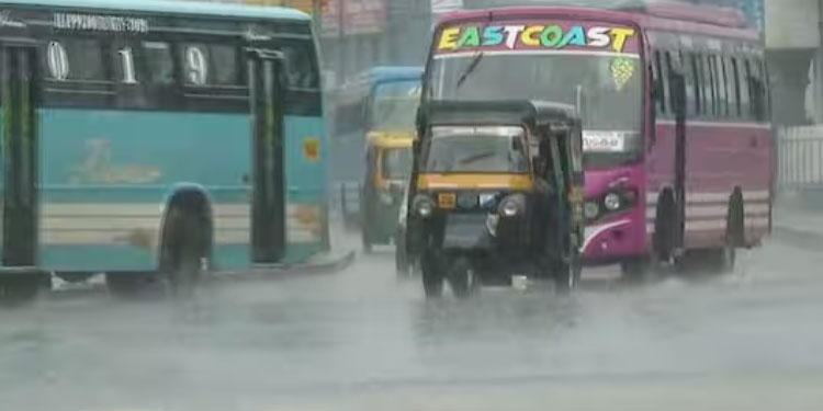 സംസ്ഥാനത്ത് വേനൽമഴ ശക്തിപ്പെടുന്നു, താപനിലയിൽ നേരിയ കുറവ്