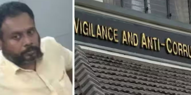 കേസൊതുക്കാൻ കൈക്കൂലി; വിജിലൻസ് ഡിവൈഎസ്പി വേലായുധൻ നായരുടെ വീട്ടിൽ വിജിലൻസ് പരിശോധന
