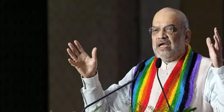 ‘ചെളി എറിയുന്തോറും താമര വിരിയും, ചെളിയിൽ സുഗന്ധം പരത്തുന്നതാണ് താമരയുടെ സ്വഭാവം’-അമിത് ഷാ