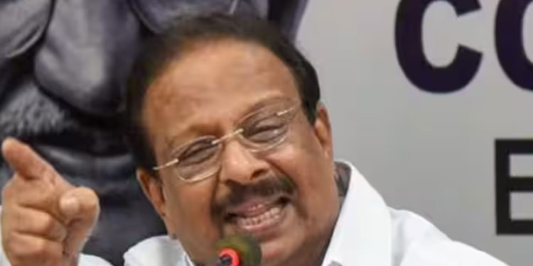 ദേവികുളത്ത് ഉപതെരഞ്ഞെടുപ്പ് വേണം, തെരഞ്ഞെടുപ്പ് കമ്മീഷനെ സമീപിച്ച് കെ സുധാകരന്‍