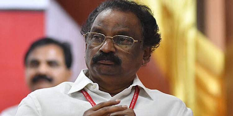 വന്ദേഭാരതില്‍ അഭിമാനിക്കാന്‍ എന്തിരിക്കുന്നു – എ കെ ബാലന്‍