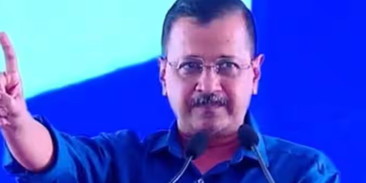 ചോദ്യം ചെയ്തത് ഒമ്പത് മണിക്കൂർ; അരവിന്ദ് കെജ്രിവാൾ സിബിഐ ആസ്ഥാനത്തുനിന്ന് മടങ്ങി