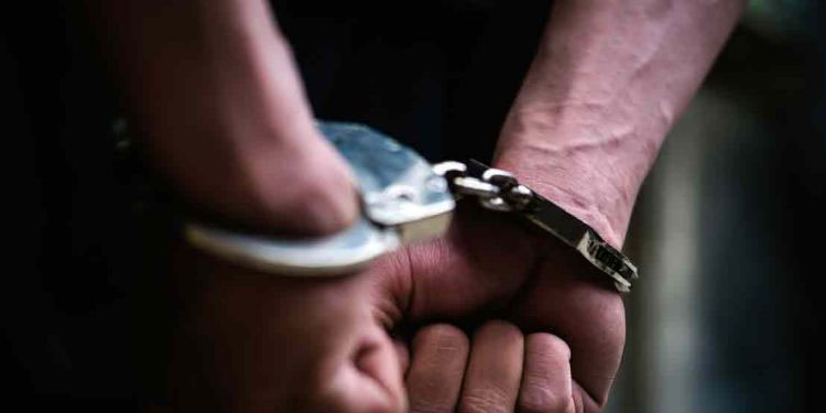 തൃശൂരിൽ വിവാഹ വാഗ്ദാനം നൽകി പീഡനം; പൊലീസ് ഉദ്യോഗസ്ഥൻ അറസ്റ്റിൽ