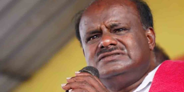 എച്ച്‌.ഡി.കുമാരസ്വാമി ആശുപത്രിയിൽ; ആരോഗ്യനില തൃപ്തികരം