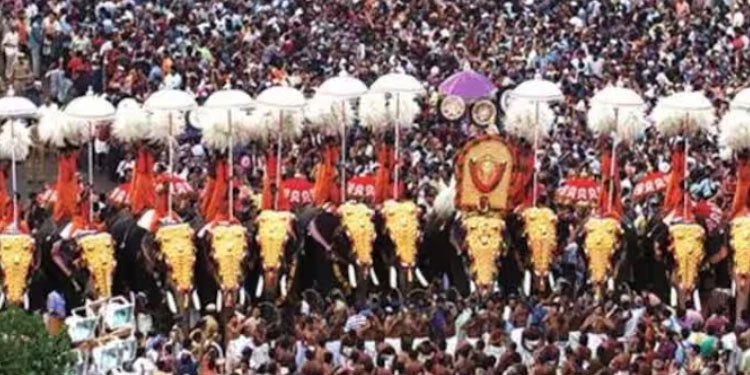 തൃശ്ശൂർ പൂരം; ജീർണിച്ചതും നിർമാണത്തിലുള്ളതുമായ കെട്ടിടങ്ങളിൽ കയറുന്നതിന് വിലക്ക്
