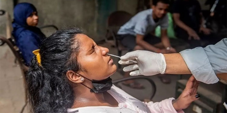 കോവിഡ് പ്രതിരോധം ഊര്‍ജിതമാക്കണം : കേരളമടക്കം എട്ട് സംസ്ഥാനങ്ങളോട് കേന്ദ്രം