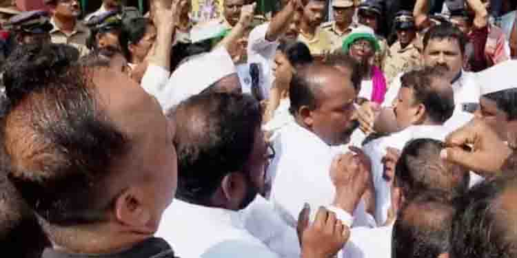 യുഡിഎഫിന്‍റെ സെക്രട്ടേറിയറ്റ് വളയൽ; സമരക്കാരും പൊലീസും തമ്മിൽ സംഘർഷം, തലസ്ഥാനത്ത് ഗതാഗതനിയന്ത്രണം