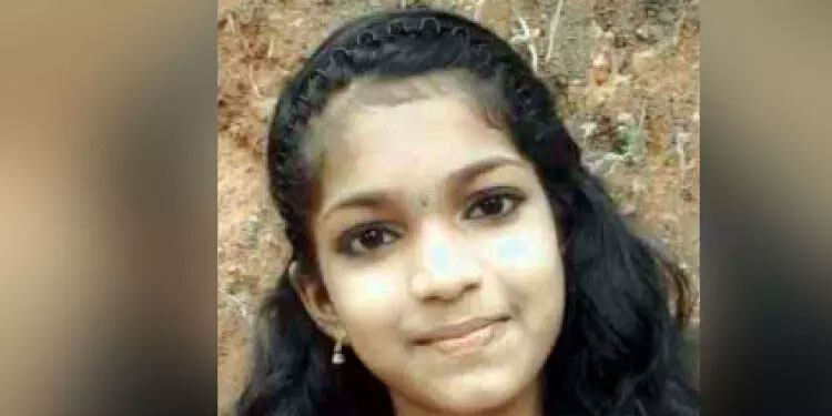 കരൾമാറ്റ ശസ്ത്രക്രിയക്ക് 16കാരി സഹായം തേടുന്നു