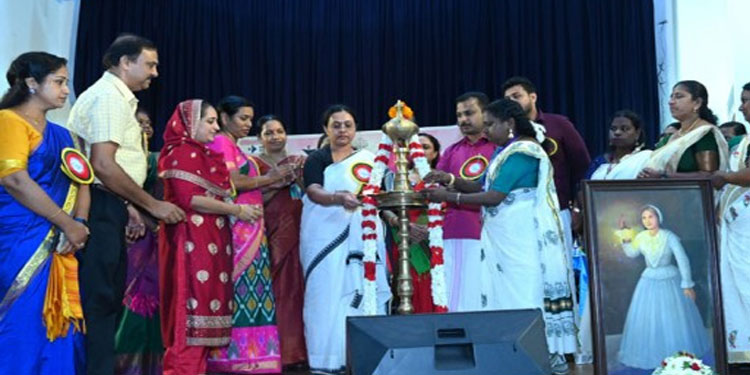 ആരോഗ്യപ്രവർത്തകരെ അക്രമിക്കാമെന്ന്‌ ആരും കരുതണ്ട: മന്ത്രി വീണാ ജോർജ്